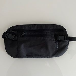 Samsonite Travel Fanny Pack